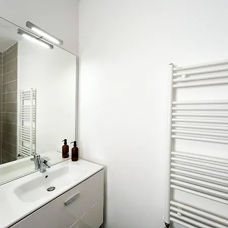 Helena - Check In H24 - Wifi Apartment