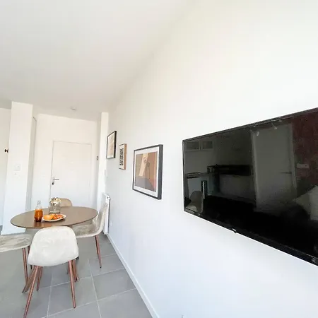 Helena - Check In H24 - Wifi Apartment *